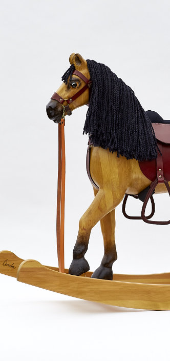 Cavallo a dondolo in legno Royal Spinel di colore giallo